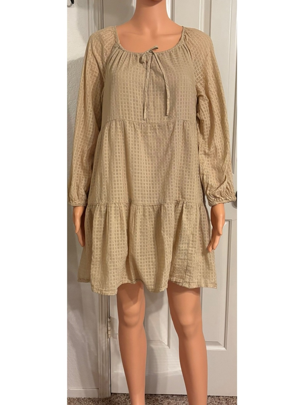 GAP Beige Tiered Tie-Front Dress